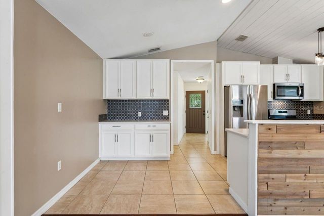 375 E LIBERTY STREET, Hernando, FL 34442