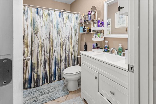 2318 Poco Court, Granbury, TX 76048