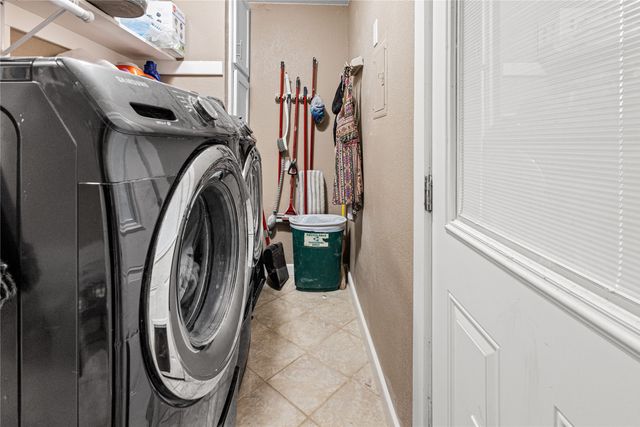 2318 Poco Court, Granbury, TX 76048