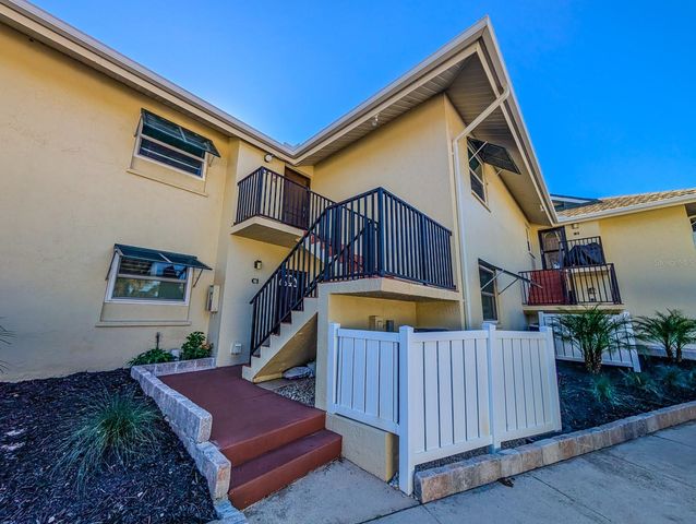 4660 OCEAN BOULEVARD C1, Sarasota, FL 34242