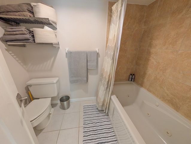 4660 OCEAN BOULEVARD C1, Sarasota, FL 34242