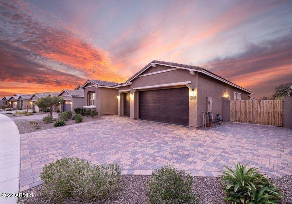 26282 N 106TH Drive, Peoria, AZ 85383