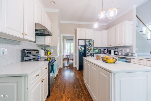 116 Hamilton Hedge Place, Cary, NC 27519