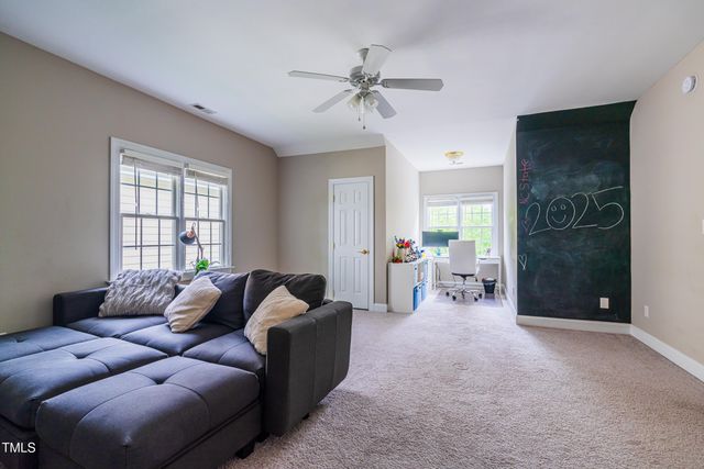 116 Hamilton Hedge Place, Cary, NC 27519