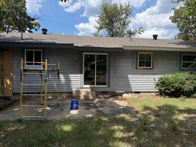 904 W 50th Street, North Little Rock, AR 72118
