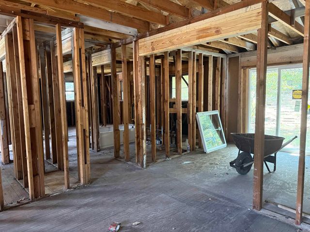 904 W 50th Street, North Little Rock, AR 72118