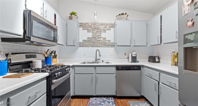 1936 King Hill Street, Las Vegas, NV 89106