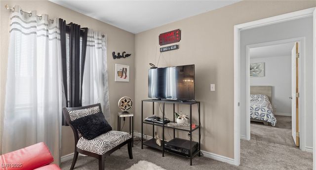 1936 King Hill Street, Las Vegas, NV 89106