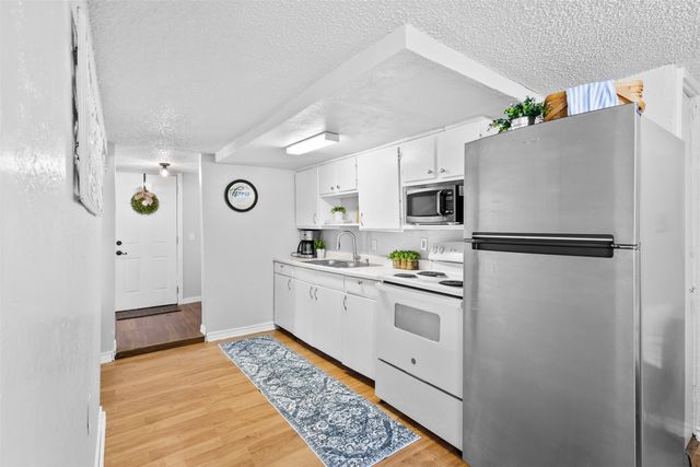 408 E Baylor Street, Weatherford, TX 76086