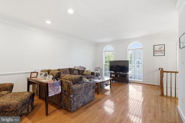 13601 LAVENDER MIST LN, Centreville, VA 20120