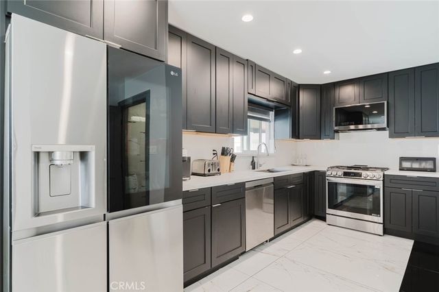 4405 Ventura Canyon Avenue, Sherman Oaks, CA 91423