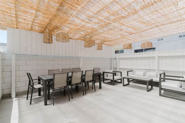 4405 Ventura Canyon Avenue, Sherman Oaks, CA 91423