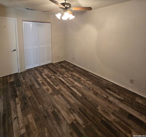 7466 Branston, San Antonio, TX 78250