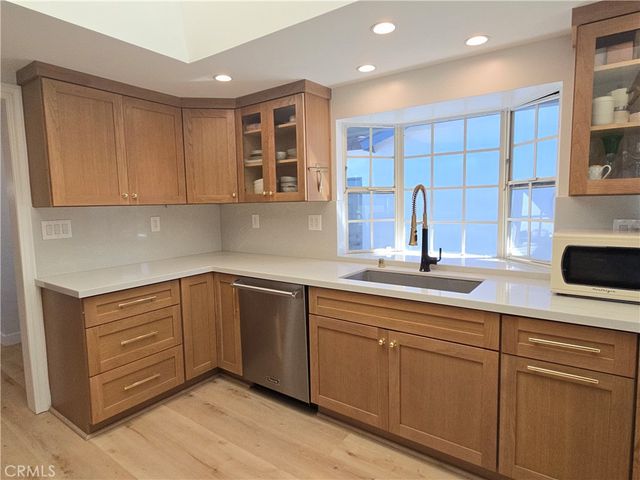 341 Avenida Atezada, Redondo Beach, CA 90277