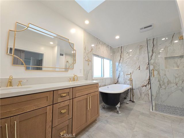 341 Avenida Atezada, Redondo Beach, CA 90277