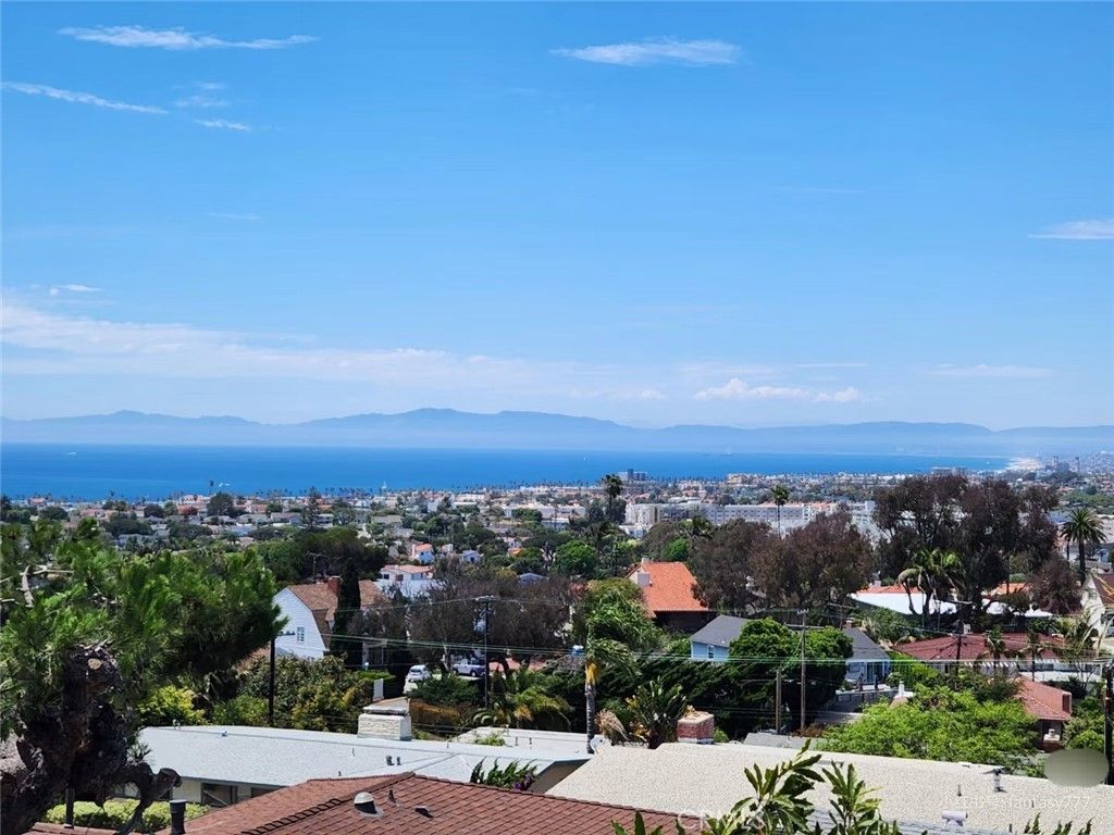341 Avenida Atezada, Redondo Beach, CA 90277