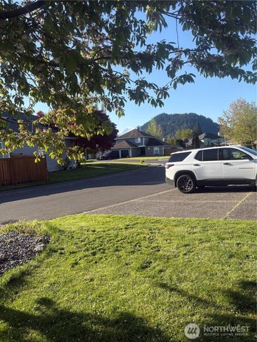 305 Jewell, Enumclaw, WA 98022
