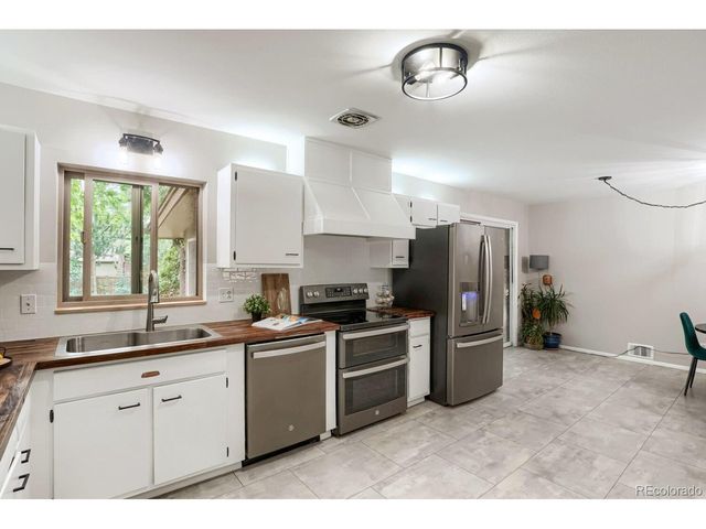 13448 W 23rd Pl, Golden, CO 80401