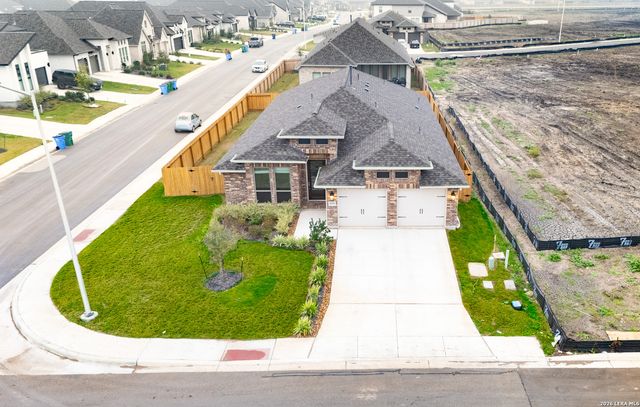 2900 Flaxen Way, Seguin, TX 78155