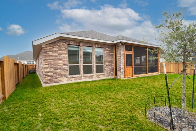 2900 Flaxen Way, Seguin, TX 78155