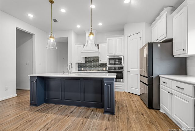 2900 Flaxen Way, Seguin, TX 78155