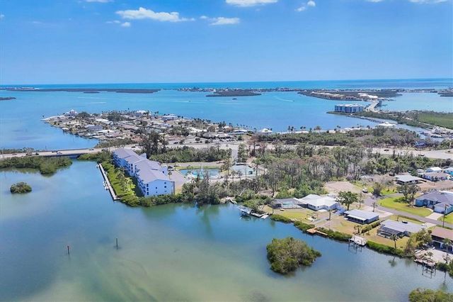 150 CRESTVIEW DRIVE, Englewood, FL 34223