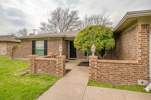 6512 Arthur Drive, Edgecliff Village, TX 76134