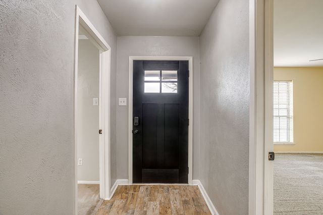 6512 Arthur Drive, Edgecliff Village, TX 76134