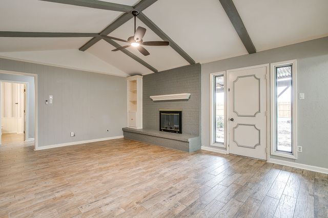 6512 Arthur Drive, Edgecliff Village, TX 76134