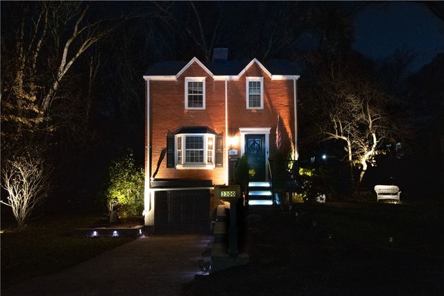 3300 Crestview Dr, Bethel Park, PA 15102