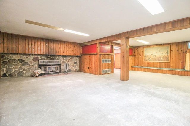 519 Giles Street, Lake Mills, WI 53551