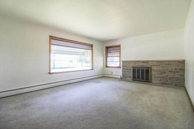 519 Giles Street, Lake Mills, WI 53551