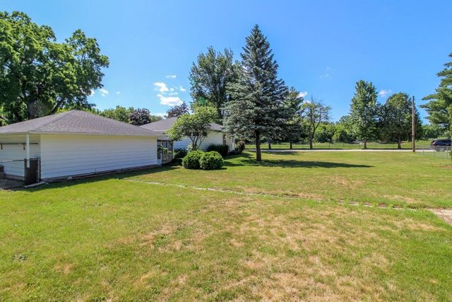 519 Giles Street, Lake Mills, WI 53551