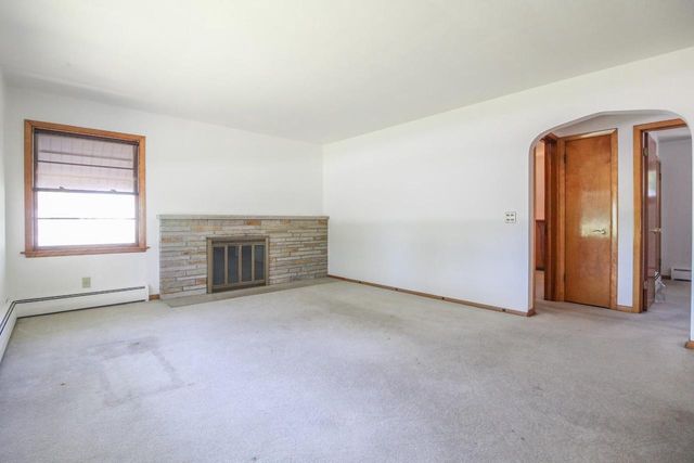 519 Giles Street, Lake Mills, WI 53551