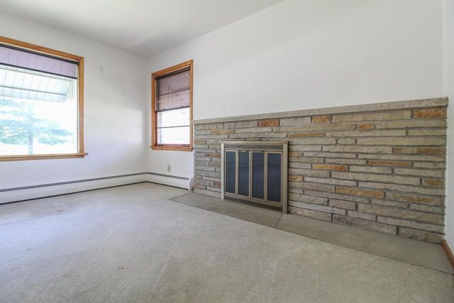 519 Giles Street, Lake Mills, WI 53551