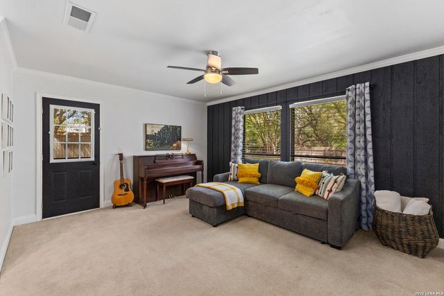 3614 Woodrose Cir, San Antonio, TX 78247
