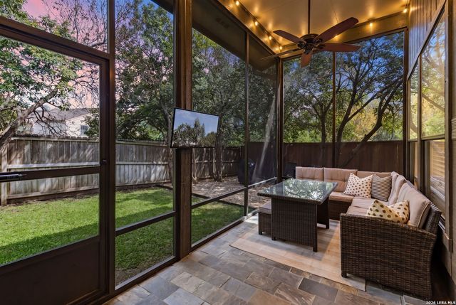 3614 Woodrose Cir, San Antonio, TX 78247