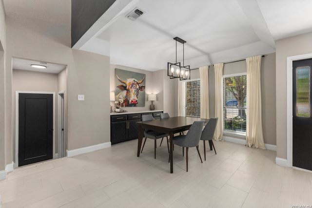 3614 Woodrose Cir, San Antonio, TX 78247