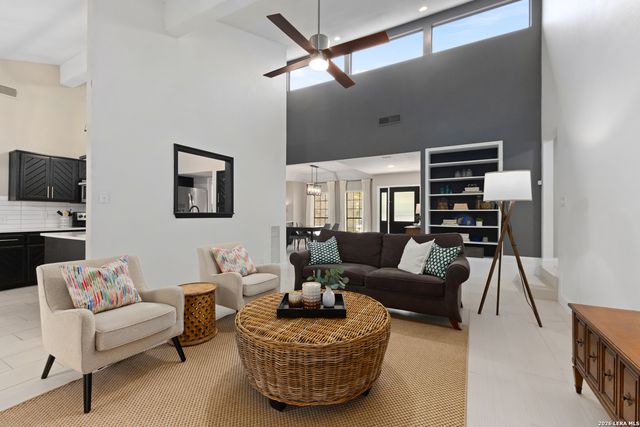 3614 Woodrose Cir, San Antonio, TX 78247