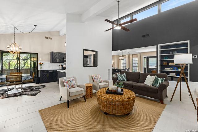 3614 Woodrose Cir, San Antonio, TX 78247