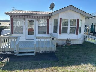 182 Marina Drive, New London, NC 28127