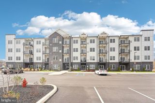 2421 BRISTOL RD #204, Warrington, PA 18976