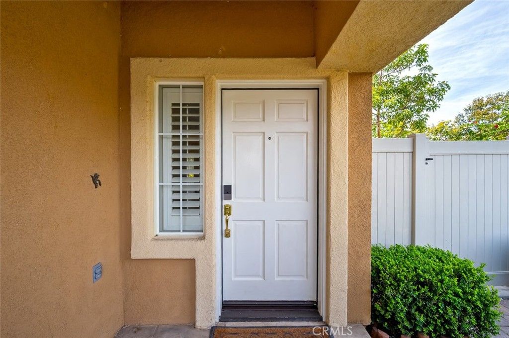 Image 6 of property listing at 46 Ohio, Irvine, CA 92606