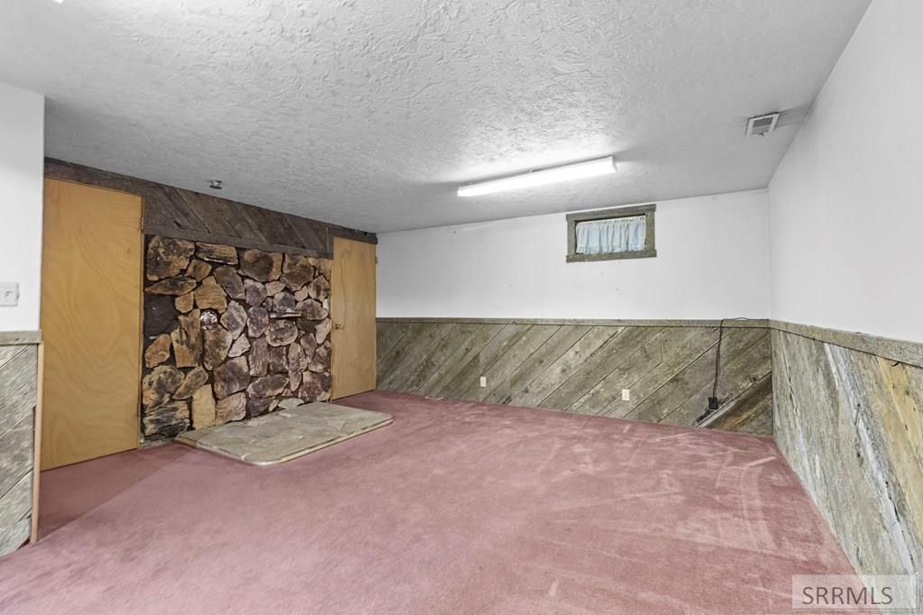 Image 11 of property listing at 473 W 20th Street, Idaho Falls, ID 83402