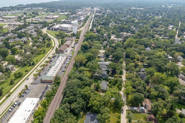 3319 Western Avenue, Highland Park, IL 60035