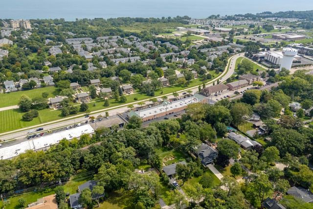 3319 Western Avenue, Highland Park, IL 60035