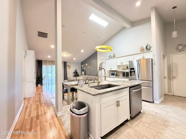 12460 RICHFIELD Boulevard, Jacksonville, FL 32218