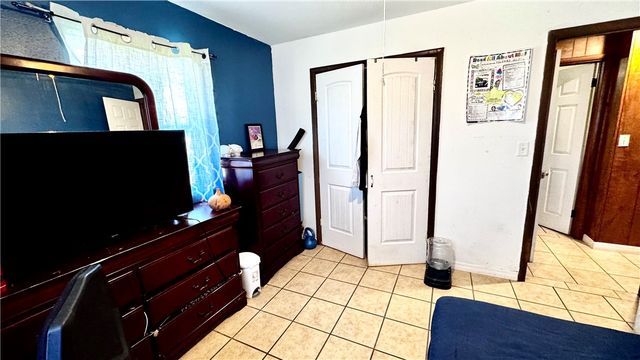 2000 A & B Dee Avenue, Springdale, AR 72762