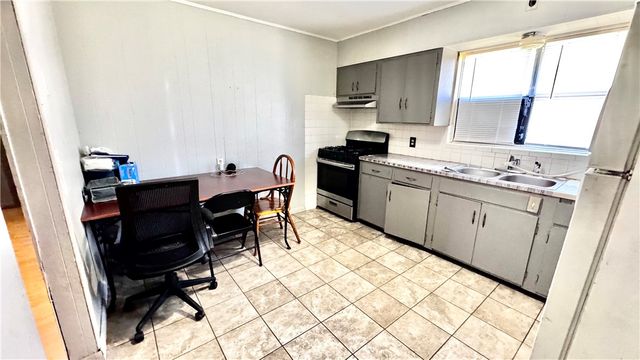 2000 A & B Dee Avenue, Springdale, AR 72762