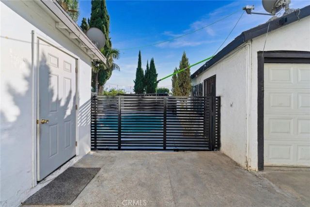 4080 Broadway, Huntington Park, CA 90255